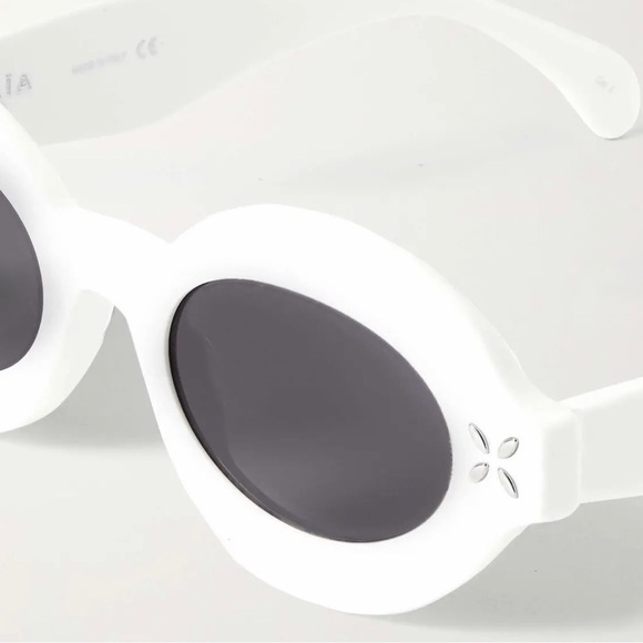 New! Alaïa White Oval Sunglasses AA0059S 002, Authentic - Picture 13 of 16